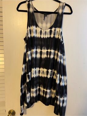 Women’s Tie-Dye Swim Coverup Tank — Black & White